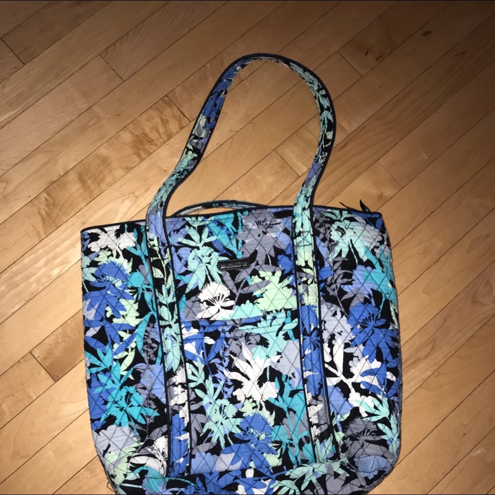 Vera bradly tote bag
